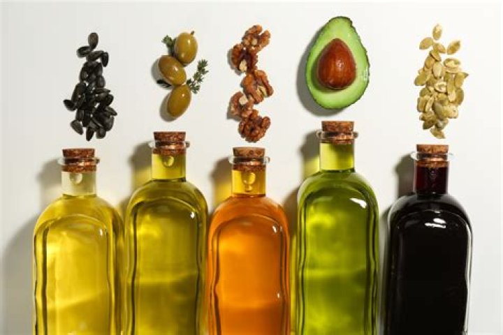 6 Healthiest and Worst Oils to Cook With And Why It Matters
