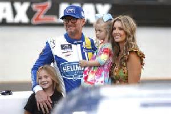 Amy Reimann (Dale Earnhardt Jr Wife) Age, Wedding, Kids, Net Worth, Twitter