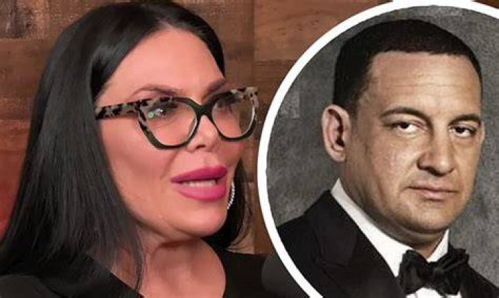 
An American Mobster, Anthony Graziano’s Daughter, Renee Graziano Bio, Marriage, Divorce, Husband, Kids, and Net Worth