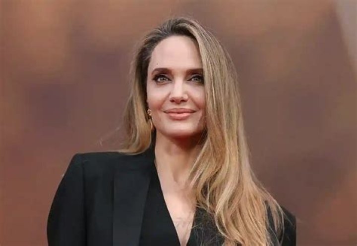 Angelina Jolie Bio, Age, Height