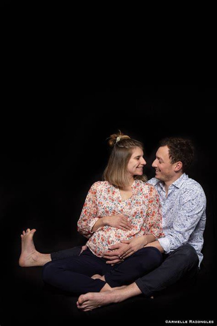 Armelle Deutsch Enceinte: Les Rumeurs et Réalités sur la Grossesse d’Armelle Deutsch