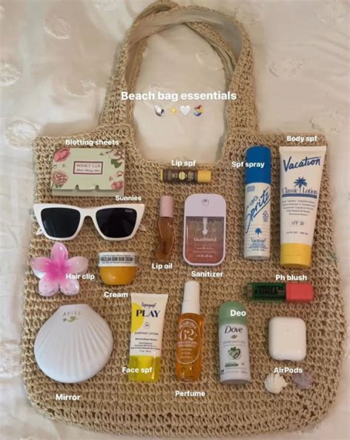Beach Bag Essentials: 5 Items to Bring With You