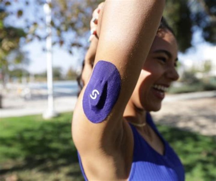 CGM vs Finger Sticks: Which is More Accurate?