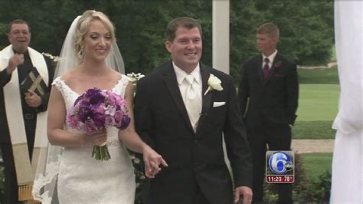 
Chris Sowers Age, Wife, Birthday, Married, Net Worth