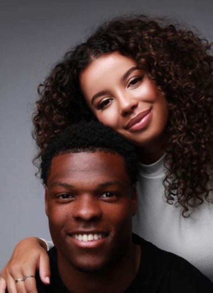 Denzel Dumfries Wiki 2024 - Girlfriend, Salary, Tattoo, Cars & Houses and Net Worth