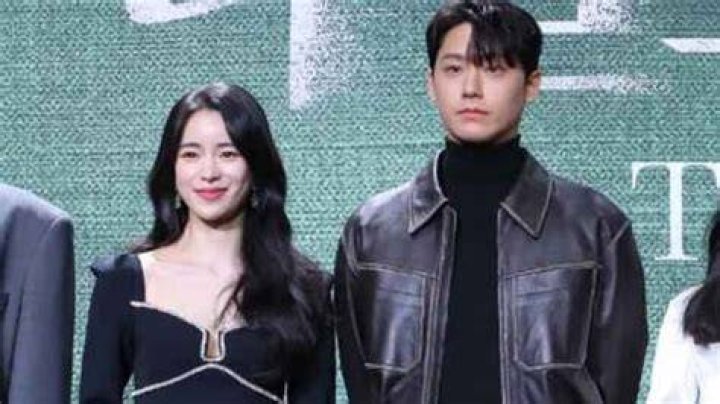 Does Lee Su-Hyun Have a Boyfriend?