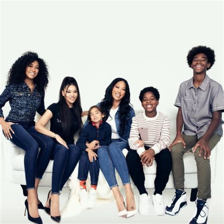 Ethnicity, Kids, and Net Worth