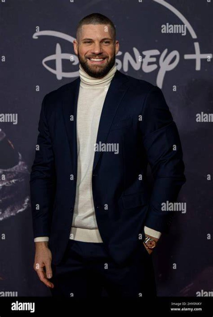Florian Munteanu's Wiki, age, height, girlfriend, net worth, Bio