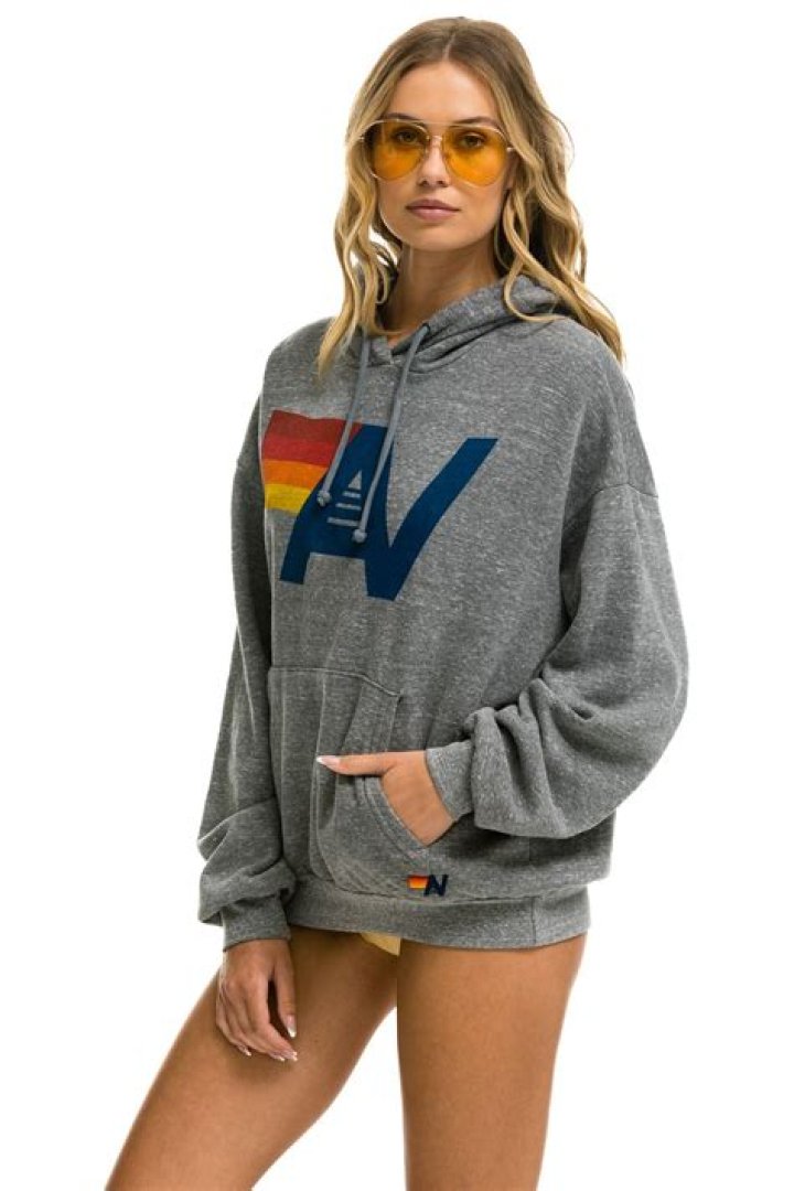 Hoodie Nation: Showcasing Global Trends in Casual Wear