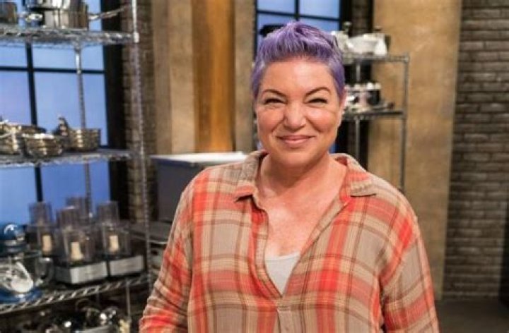 How is Mindy Cohn doing today? Health Update, Wife, Net Worth