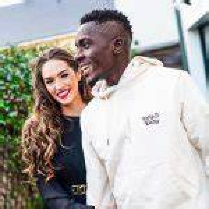 Idrissa Gueye footballer, wife, FIFA 22, family, net worth
