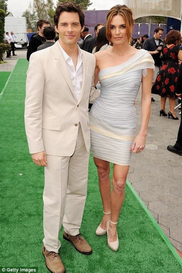 
James Marsden Wife, Divorce, Kids, Height, Net Worth, Is He Gay?