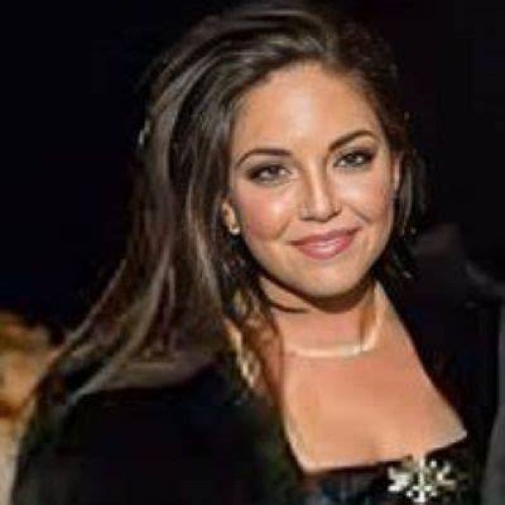 
Jayne Trcka Bio, Wiki, Age, Height, Married, Husband & Net Worth