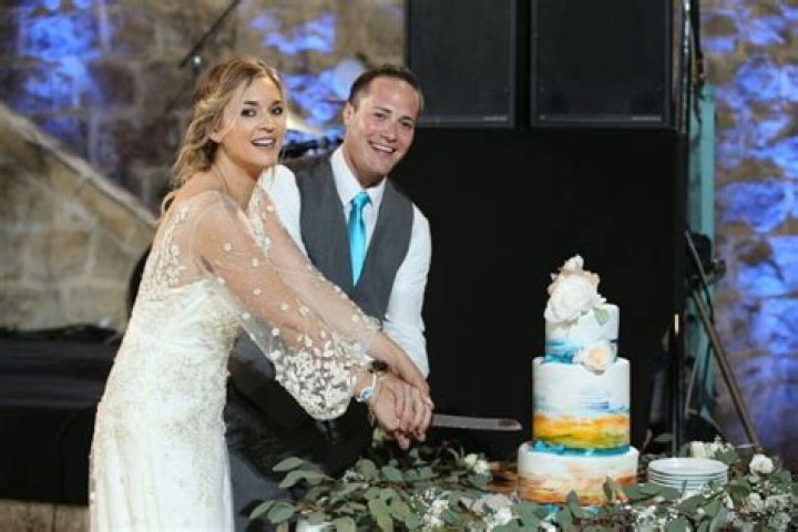 Katie Pavlich Husband, Age, Feet, Bikini, Measurements, Married