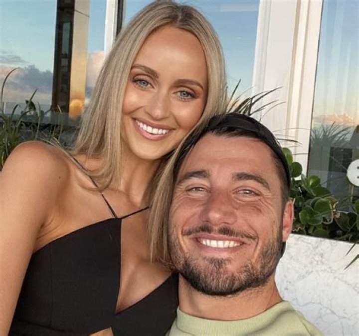 Marcus Stoinis Cricketer, Batting, IPL, Age, Wife, Family