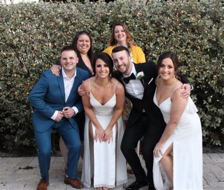 Maxx Crosby Bio, Age, Wife, Family, Daughter, Parents, Siblings, Contract, Net worth