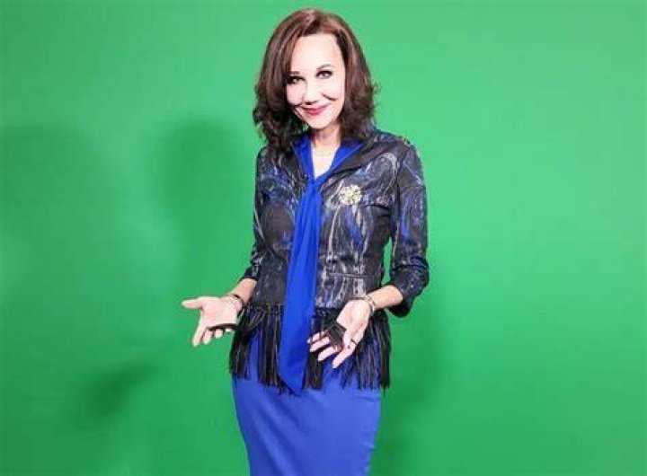 
Michelle Charlesworth Bio, Net Worth, Height, Weight, Boyfriend, Affair, Married, Fact & Career