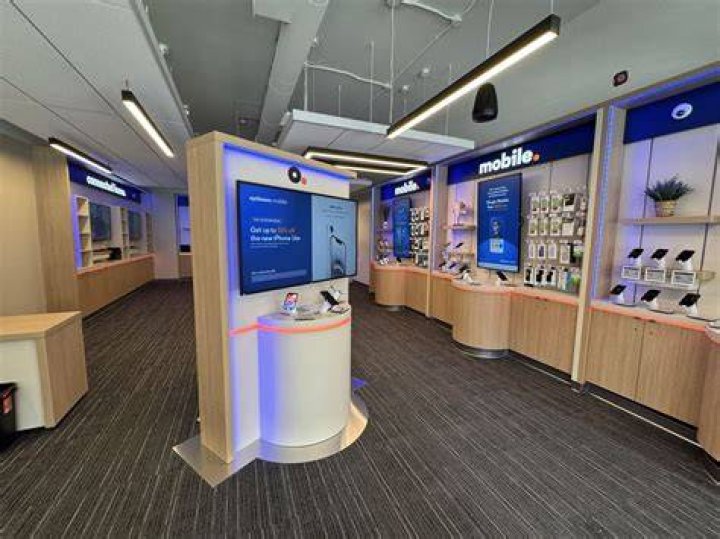 Optimum's Hamilton, NJ Store | Mobile Phones, Fiber Internet