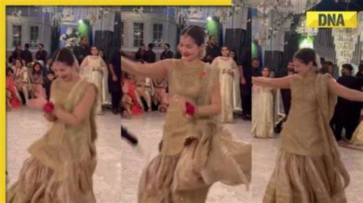 Pakistani actress Hania Aamir's sexy dance on Naatu Naatu sets internet on fire, watch