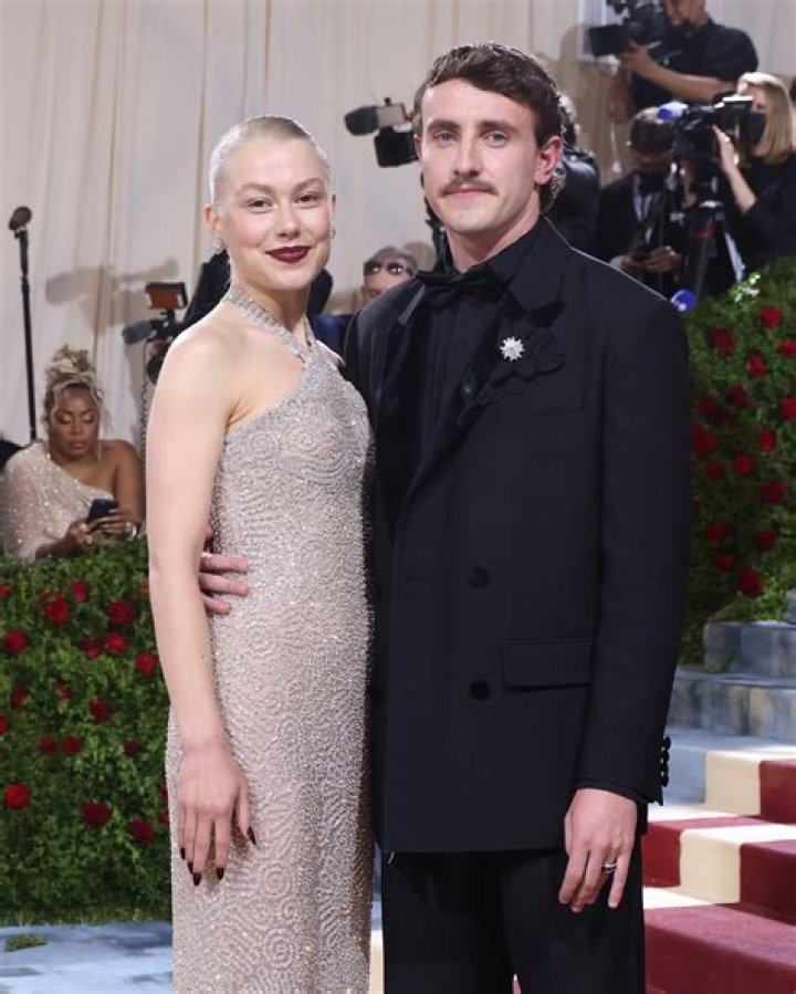 Phoebe Bridgers And Paul Mescal Reportedly Buy New House
