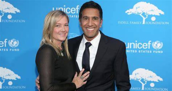 Rebecca Olson Gupta (Sanjay Gupta’s wife), age, net worth and career.