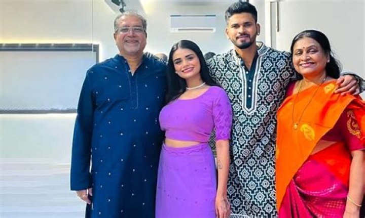 Shreyas Iyer Net Worth 2023-24, Age, Height, Wife & Family