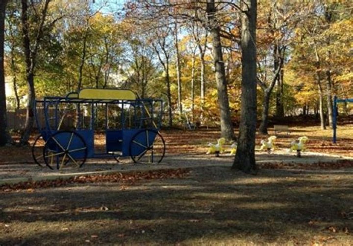 Standish Strollers | Macaroni KID South Shore Boston