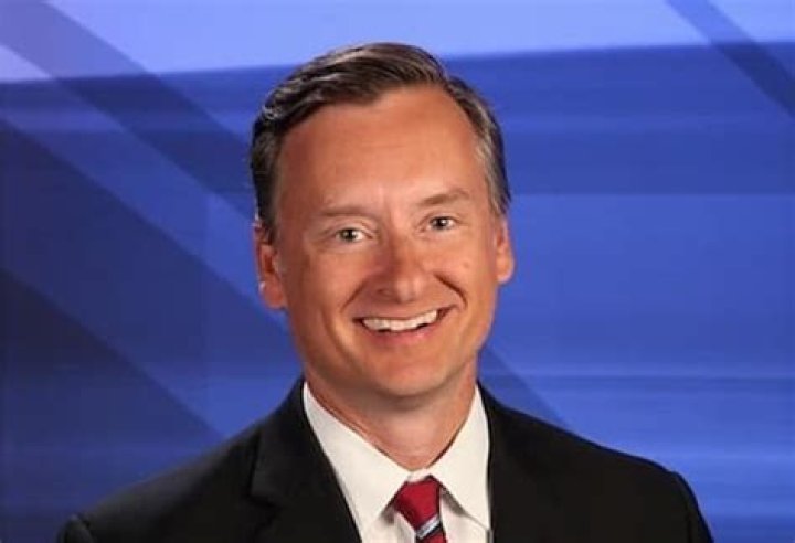 Tom Lyden FOX 9, Bio, Wiki, Age, Height, Gay, Partner, Married, Salary, Net Worth