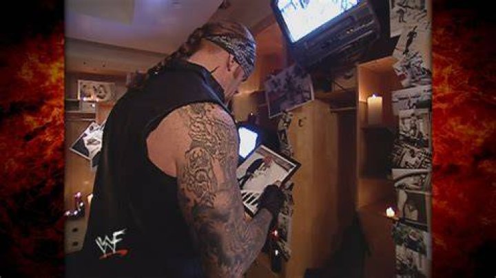 Undertaker & Sara done? | WrestleZone Forums