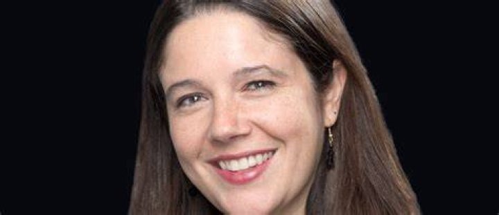 Who is Ashley Parker from Washington Post? Salary, Family, Wiki