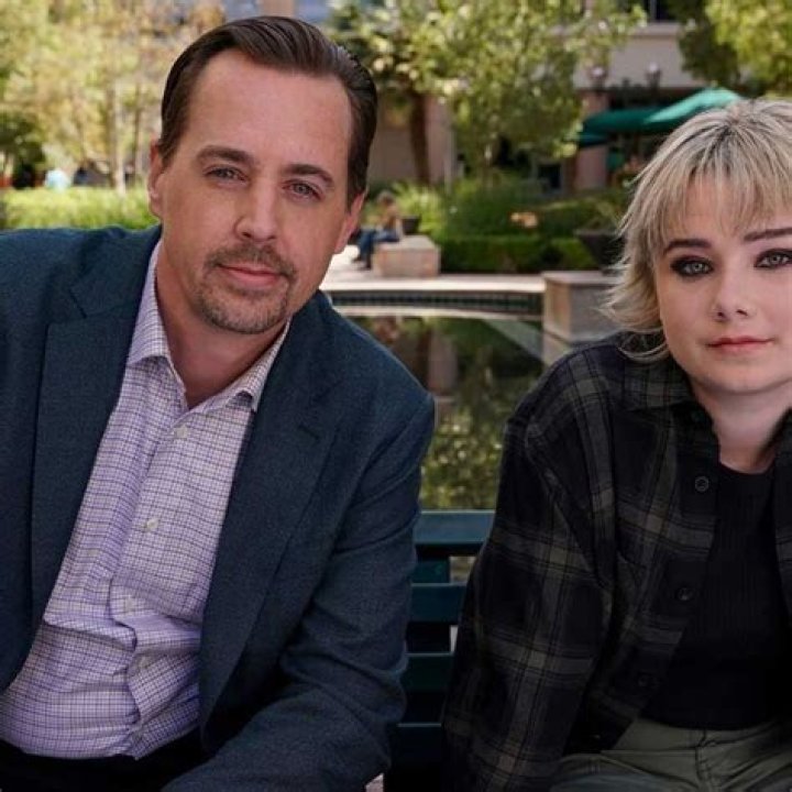 Who Is NCIS Fame Sean Murray Wife? More on Siblings, Young, Children, Weight Loss, Net Worth