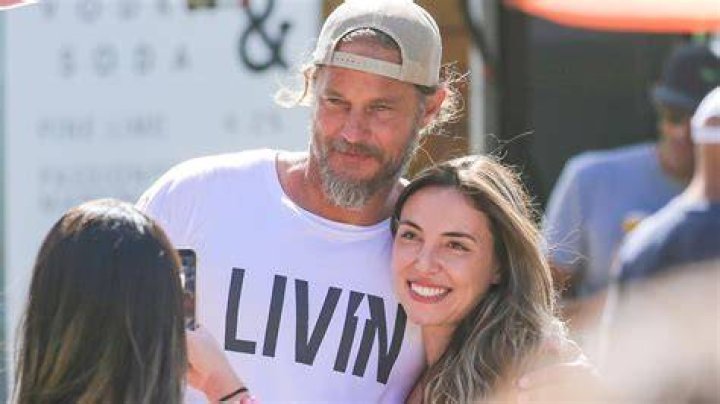 Who is Travis Fimmel’s Wife? Is He Dating Anyone?