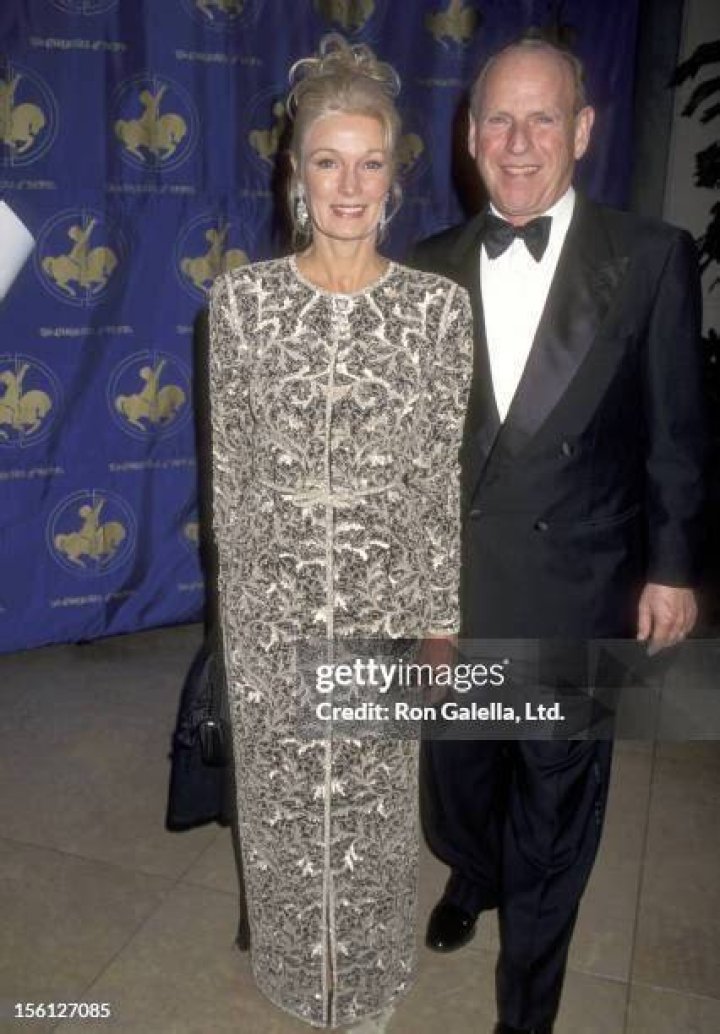 
Yvette Mimieux Bio, Wiki, Husband, Age, Net Worth & Height